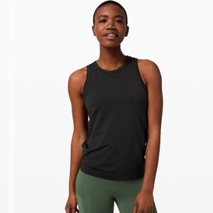NWOT black swiftly relaxed tank top size 8 lululemon